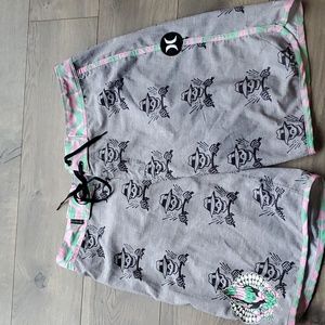 Hurley Boardshorts size 28